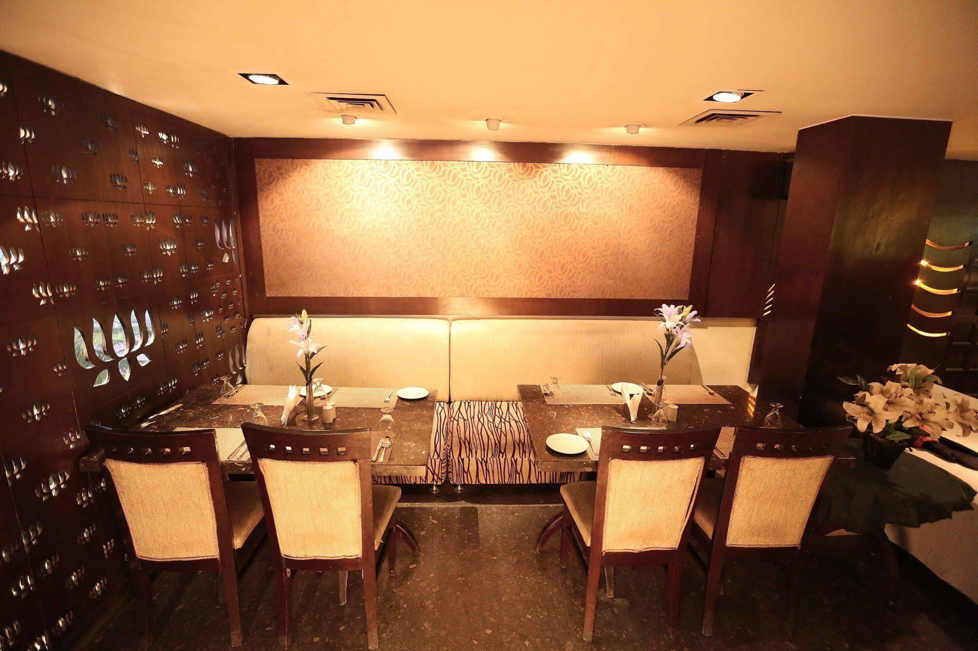Hotel Shanti Palace West Patel Nagar New Delhi Exterior photo